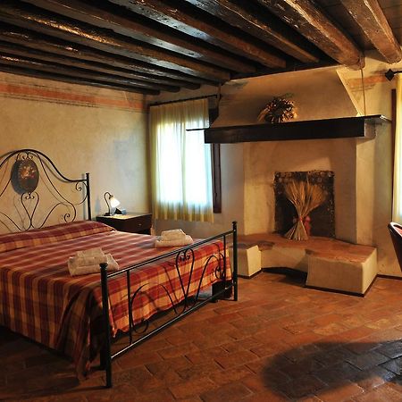 Hotel La Corte Correzzola エクステリア 写真