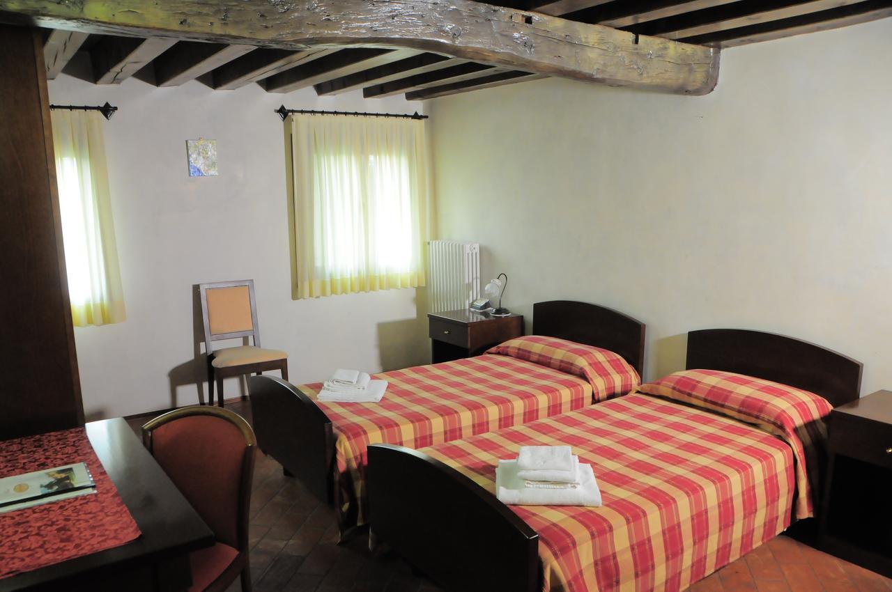 Hotel La Corte Correzzola エクステリア 写真