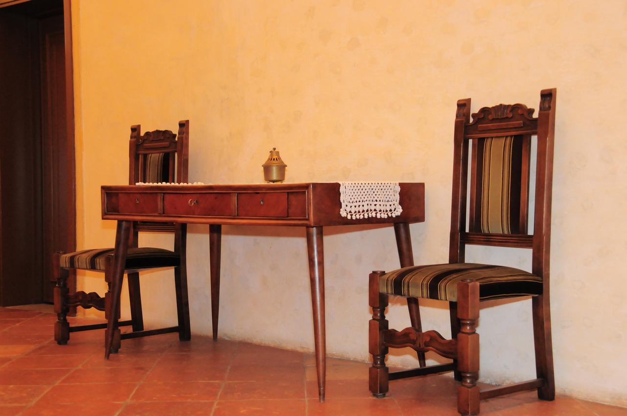 Hotel La Corte Correzzola エクステリア 写真