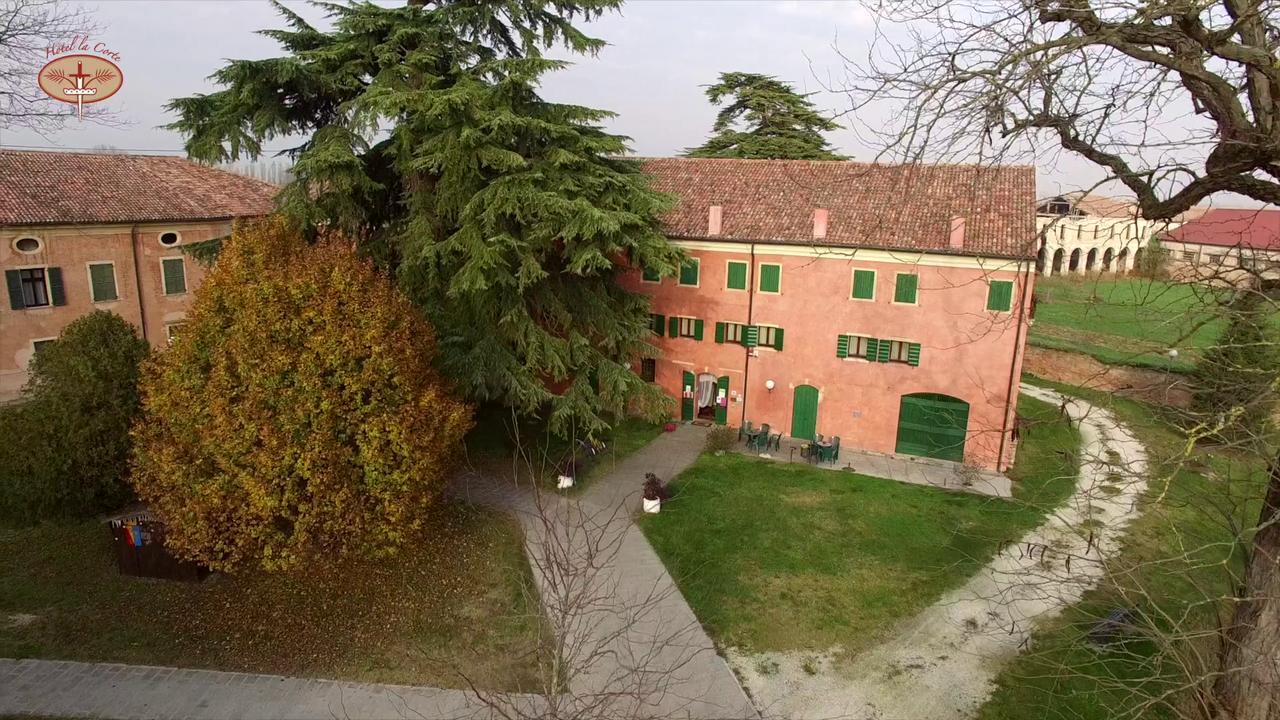 Hotel La Corte Correzzola エクステリア 写真